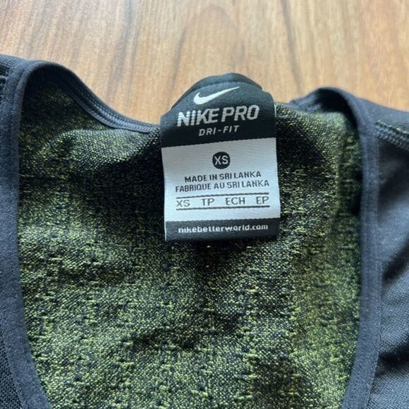 Nike | Compression shirt - size XS - Picture 2 of 4